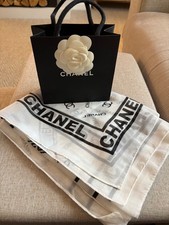 CHANEL Schal weiß und schwarz