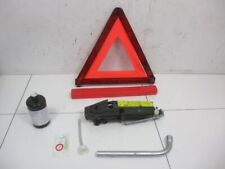 Bordwerkzeug Wagenheber Radschlüssel Reifendichtmittel Warndreieck passt für VW