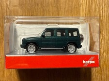 Top: Herpa 431187 Mercedes