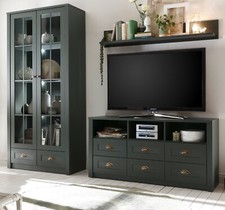 Wohnwand Grün Landhaus