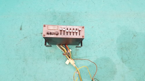 Graphic equalizer amplifier - graphic,