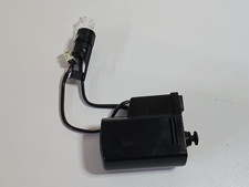 Motor aus Nähmaschine Singer Merritt Capri mit Lampenfassung und Schalter