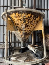 Betonsilo mit Schlauch