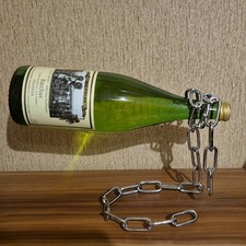 Dekorativer Weinflaschenhalter Metallkette schwebende Flasche