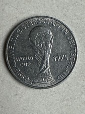 Medaille Fussballweltmeisterschaft in Deutschland WM 1974 URUGUAY Fussball Pokal