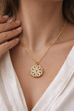 Flower Necklace Gold, 18K Gold