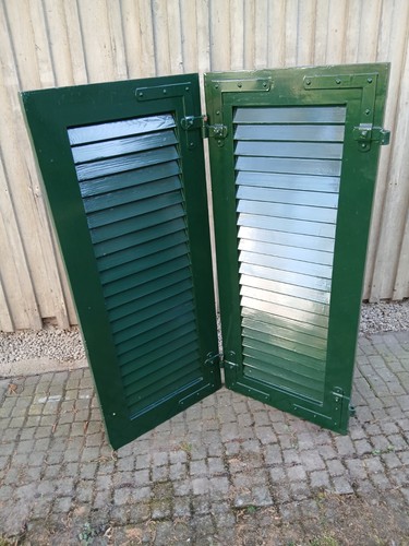 Doppelter fensterladen holz - fensterladen,