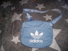 Adidas OG Gürteltasche Bauchtasche Umhängetasche hellblau TOP