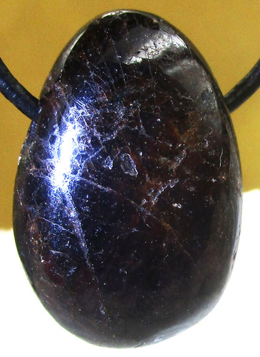 Granat tropfen trommelstein - ,