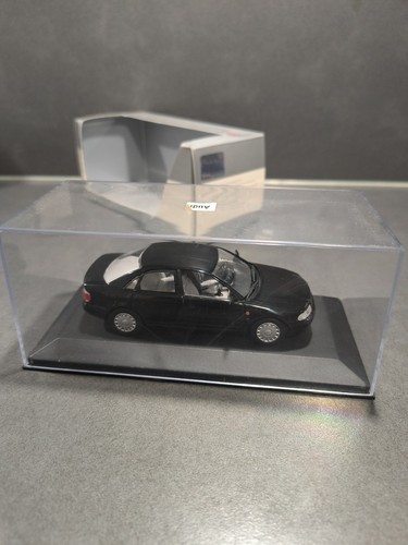 Audi von 1995 schwarz - a4, b5