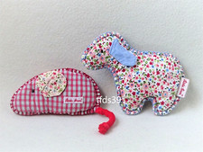 Käthe Kruse Maus & Schaf Rassel Quietschtier Stofftier Greifling (T200)