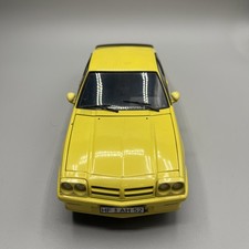 Revell 08421 Opel Manta GT / 4