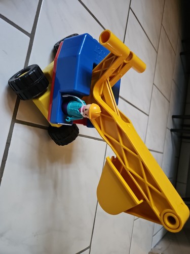 Lena bagger mit - bagger, figur
