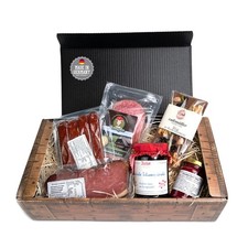 Kirschkiste - Geschenkkorb Marmelade Senf Kirschwassersalami Schokolade Präsent 