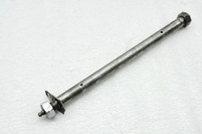 YAMAHA RD 250 1A2 Schwingachse Achse Schwinge (für Rahmen)