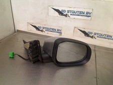 2011 Volvo V70 (BW) RIGHT