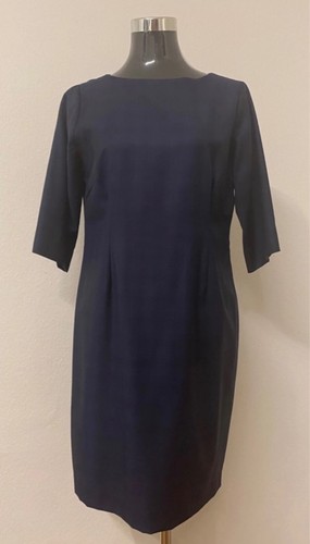 Kleid dunkelblau mit dezentem