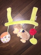 Spielzeug Igel Isidor Babyschale Maxi Cosi Mobile Auto Braun Grün Plüschtier