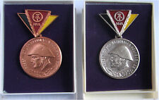 Dachbodenfund Orden DDR NVA Reservistenmedaillen Abzeichen Silber u. Bronze