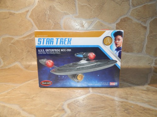 Polar lights star trek - polar,