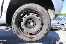 2x VW Polo 9N Felgen Reifen