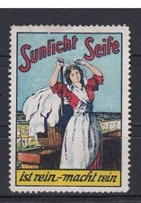 Vignette Sunlicht Seife ist rein macht rein (*) Frau Dame Wäsche Korb Mauer