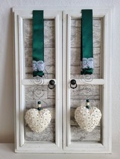 Fensterdekoration dunkel Grün