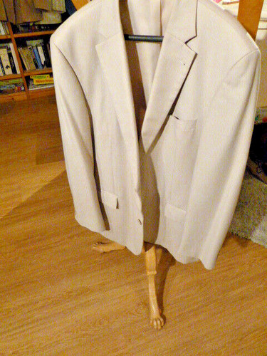 Eleganter beiger herren anzug - beiger, herren-anzug