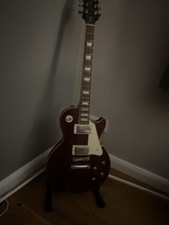 Verkaufe Meine E-Gitarre Plus Cube Verstäker Inklusive Gitarrenkoffer 