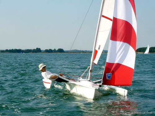 Segeljolle trimaran astus - segeljolle,