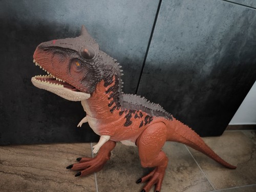 Jurassic world carnotaurus xxl - world,