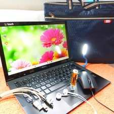 Sony Vaio SVP13 PRO 13 Zoll TOUCH l KohleFaser  Dünnstes UltraBook WELTWEIT 800G