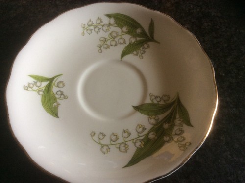 Vintage royal vale bone china - royal,