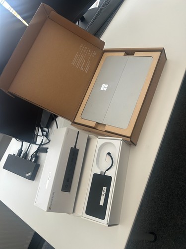 Microsoft surface 1964 i7 - ,