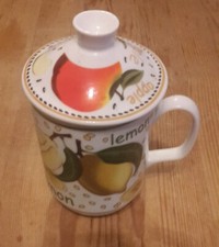 Teetasse 3-teilig, mit Keramik-Sieb und Deckel