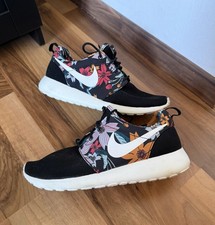 Nike Roshe Run Damen Sneaker