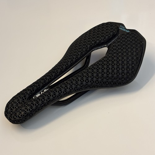 Ryet honey comb - comb, carbon