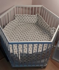 Laufstall von Roba sechseckig,  wie Neu, mit Matratze & kompl Polsterumrandung 