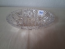 kleine ältere ovale Schale