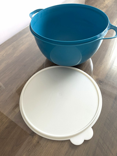 Tupperware maximillian - tupperware,