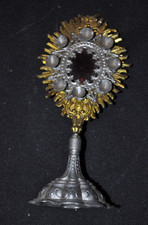 Antike Reliquienmonstranz Monstranz Heiligen-Medaillons Kruzifix Heiligenbild