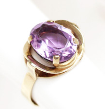 Älterer Amethystring 8 Karat 333 Gold Gelbgold Amethyst Damenring 2,02 g Gr. 47
