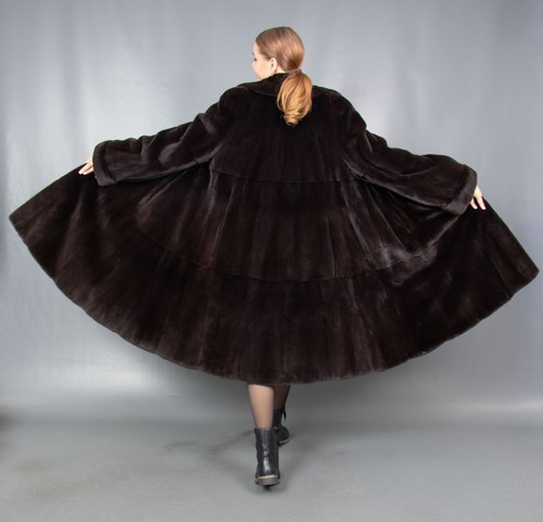 18631d new glamorous - glamorous, real