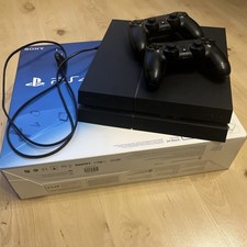 Sony PlayStation 4 (PS4) -