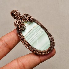 Grüner Schweizer Opal