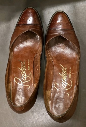 Vintage brown raphael - raphael, spain