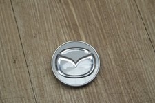 1501-V3-816 Original Mazda Nabendeckel Nabenkappe Felge silber