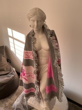 Strickmantel. Jadicted.-