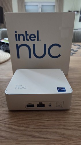 Intel nuc pro desk - 13,