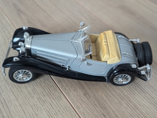 Modellauto burago mercedes - modellauto,